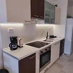 Maris شقة
